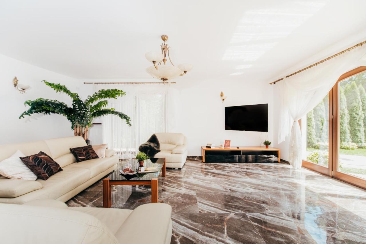 Zarabie Residence 麦伦尼塞 外观 照片